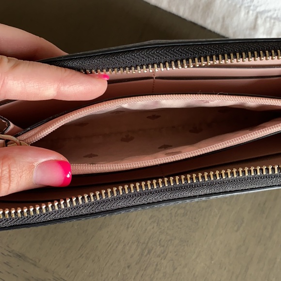 Kate Spade wallet - Picture 9 of 11